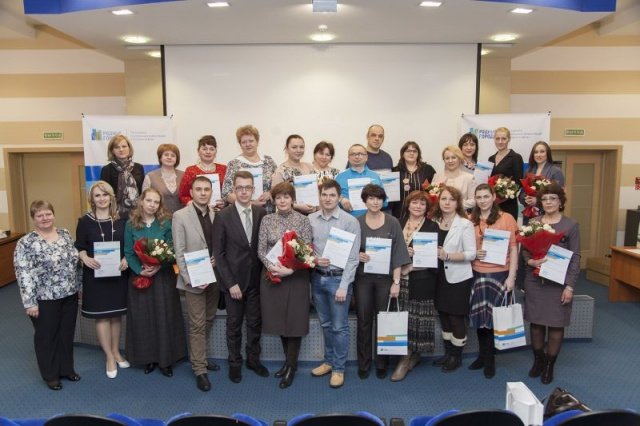 Церемония награждения победителей грантового конкурса социальных инициатив «Родные города» в Муравленко 