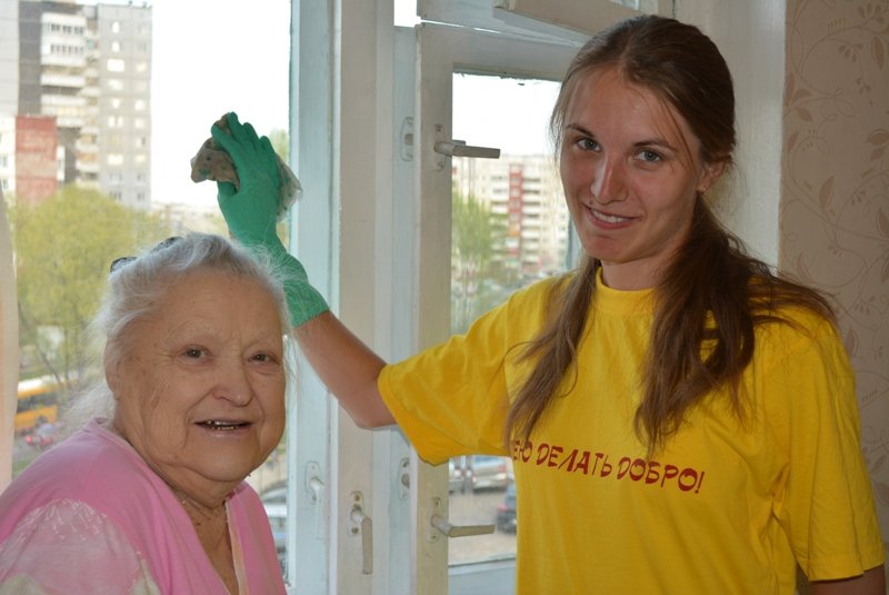 Волонтеры для пожилых