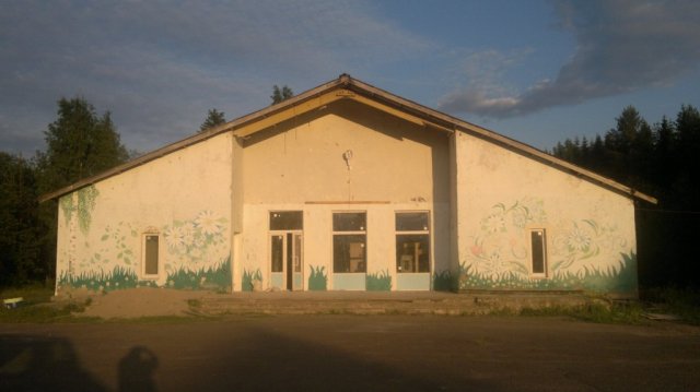 Бывший сельский клуб – Центр сельских инициатив. 