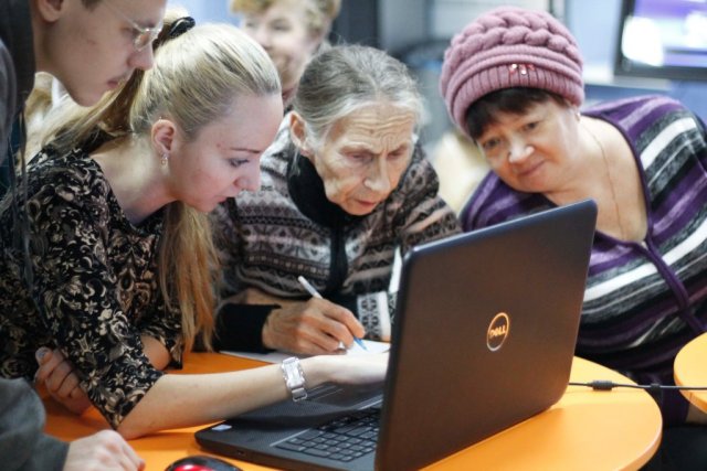 Участники программы "Статус: онлайн" в Красноярске