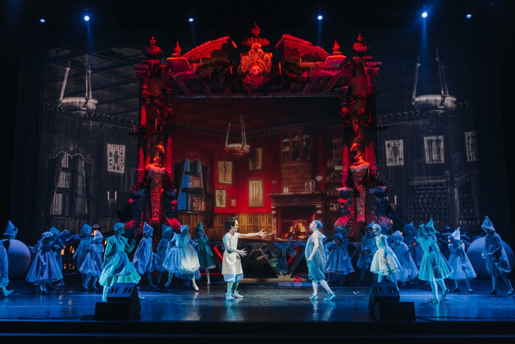 оскар оскар и розовая дама мюзикл. оскар и розовая дама спектакль спб. мюзикл оскар и розовая дама афиша. мюзикл оскар. мюзикл оскар.