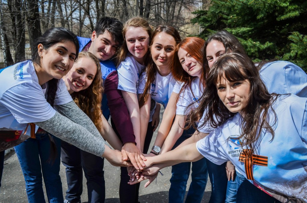 Студенты волонтерская деятельность. Студенты волонтеры. Русская молодежь волонтеры культуры. Фото волонтеров общее. Волонтеры Тамбов.