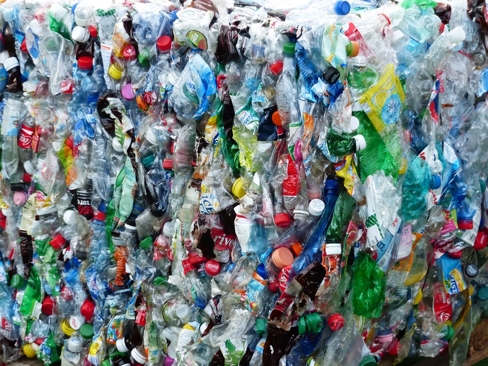 пластиковые бутылки мусор отходы