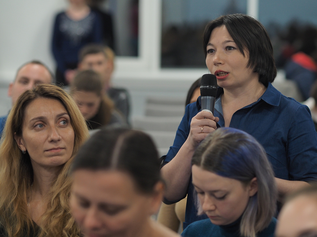 Социальный журналист. Бакулин журфак фото. Социальный журналист. Журналистка казахстана в соц сети. Социальная журналистика.