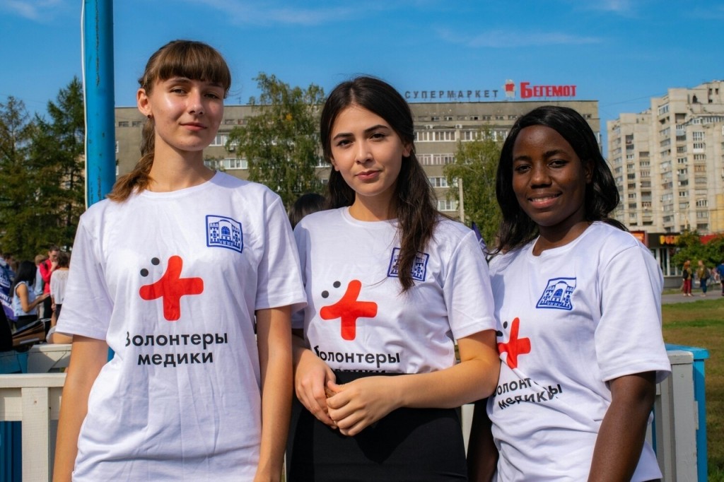 волонтеры-медики
