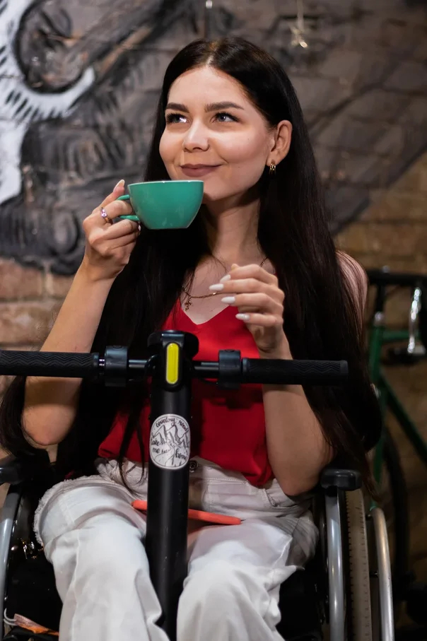 В Москве собирают средства на открытие кофейни с бариста на колясках