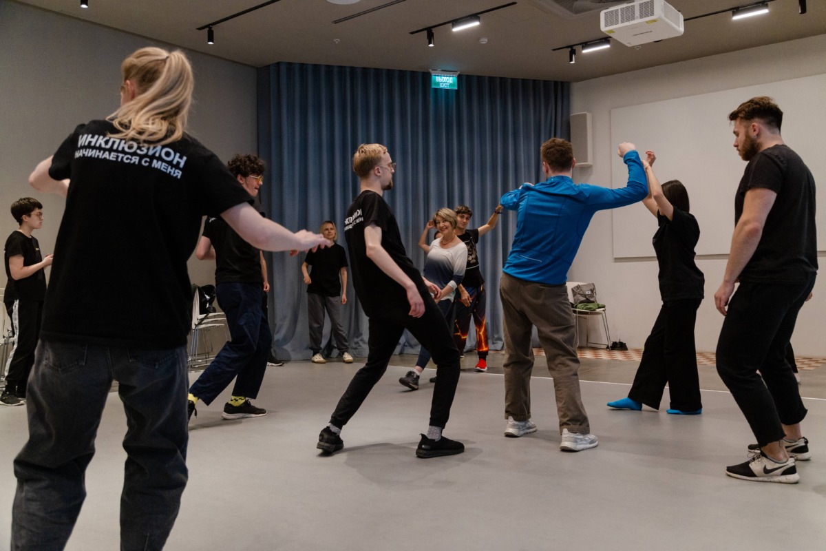 Лоис гринфилд. Танцор в полете. Контемпорари эстетика. Современные танцы. Красота человека в движении.