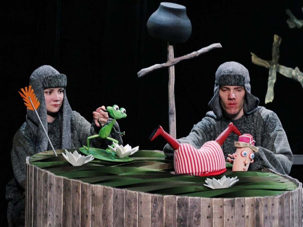 Спектакль царевны. Царевна лягушка театр на таганке. Рязанский дворец молодежи спектакль царевна лягушка. Спектакль лягушка. Спектакли тюз царевна лягушка 2019.